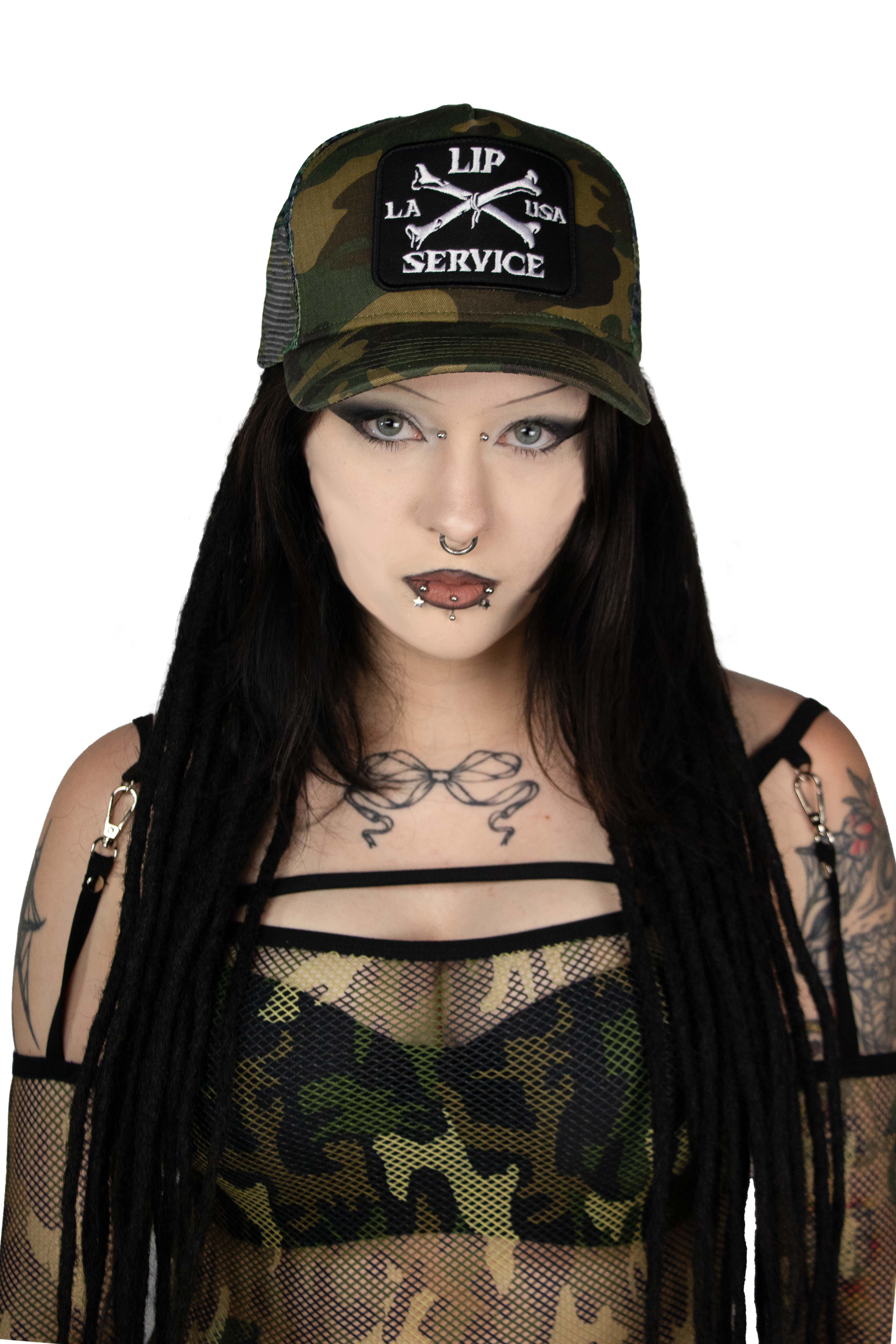 Cross Bones Patch Camo Trucker Snapback Hat - Image 2
