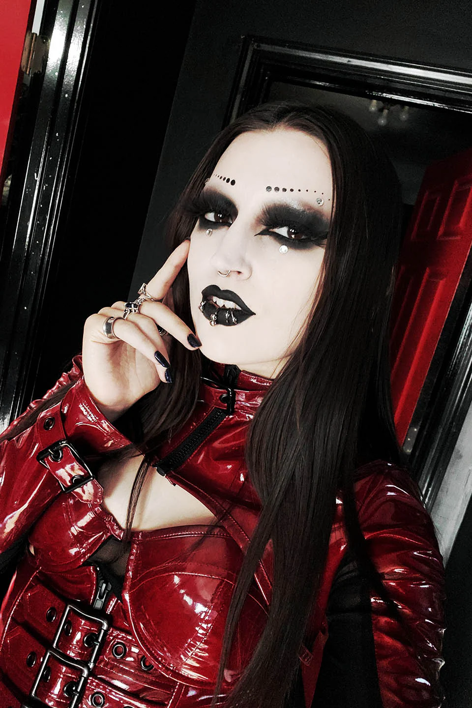 VINYL FETISH SHRUG JACKET in VAMPIRE RED - Image 6
